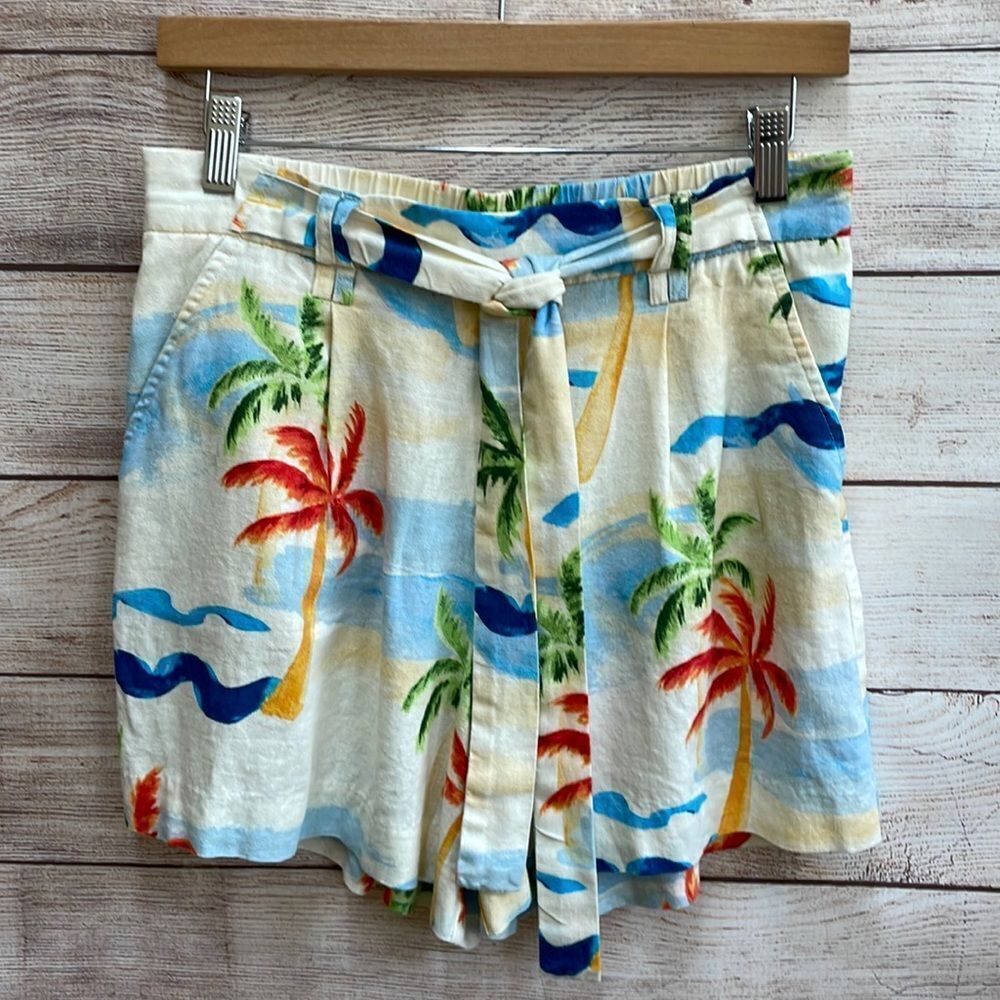 C&C CALIFORNIA LINEN BLEND SHORTS IN TROPICAL PRINT